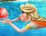 Elsa at the Swimming Pool